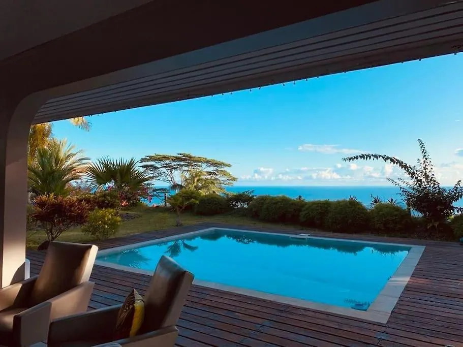 Enjoy Camanukea Lodge Mahina Holiday home